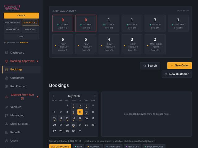 RunDesk Office bookings: bin availability by size, a July calendar and the day's jobs with type, size, customer, address and price (demo data).